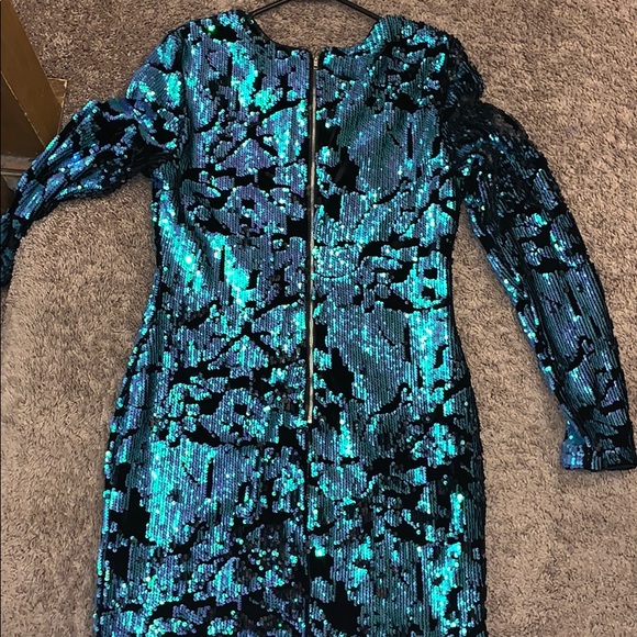 Cute, sparkly dress! - Picture 3 of 3